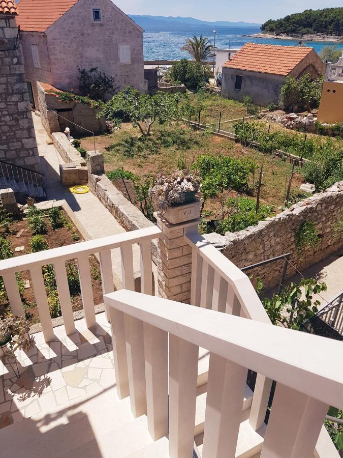 Apartments Mladen Sucuraj Exterior photo